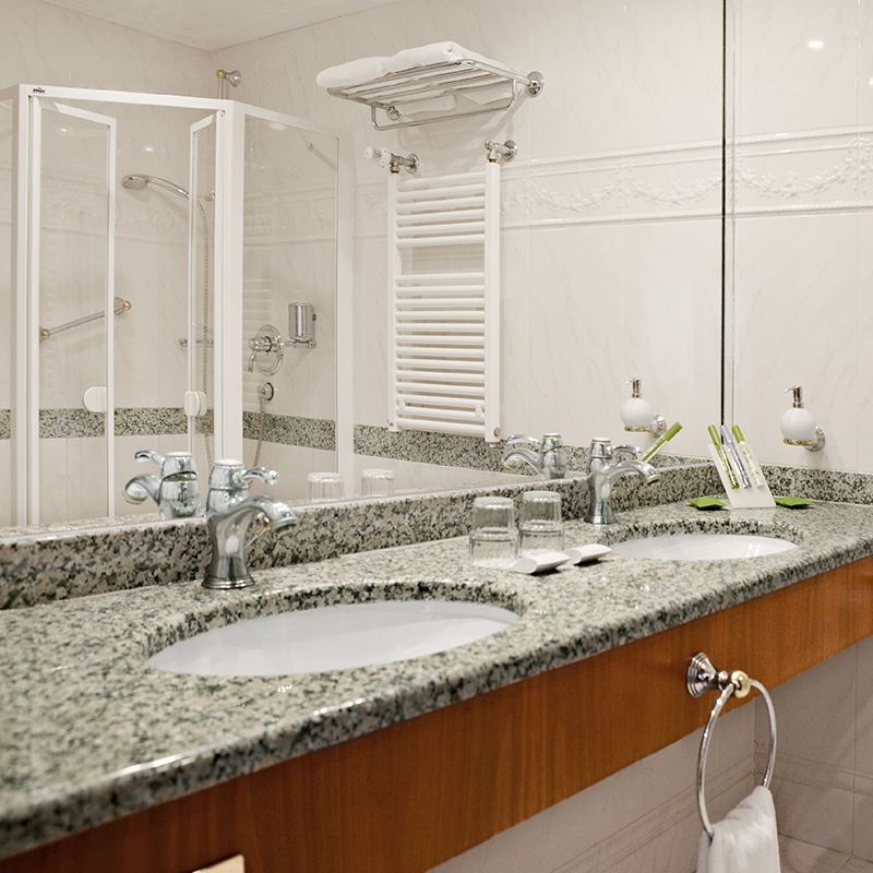 Superior suite